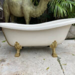 Baignoire à pattes de lion N°10