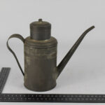 Outil burette à huile / oil dispencer