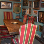Ensemble chaises + table + fauteuils