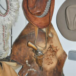 Chapeau et colt Western