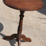 Table. Guéridon N°03