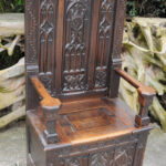 Fauteuil Moyen Age N°01