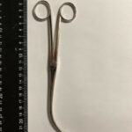 MATERIEL MEDICAL Pince de chirurgie N°02