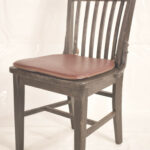 Chaise n°40 couleur bois et galette