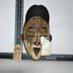 Masque africain N°182