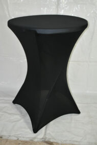 Table N°6 mange debout – Image 2
