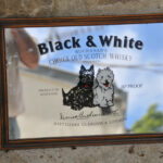 Miroir black and white
