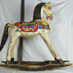Cheval en bois N°09