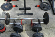 Banc de musculation avec barre – Image 2