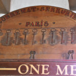 Enseigne N°106