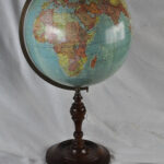 Globe terrestre N°01