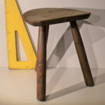 Tabouret en bois